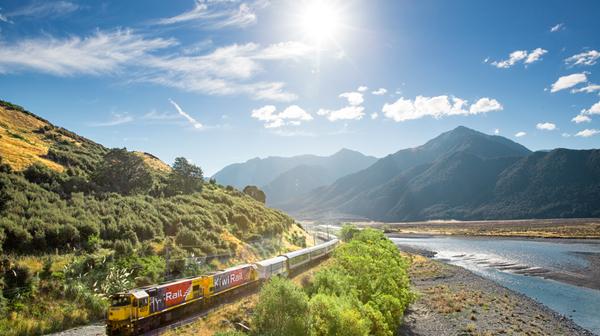 New Zealand's South Island: 7-Day Self-Drive Tour with TranzAlpine Train Journey & Milford Sound Cruise