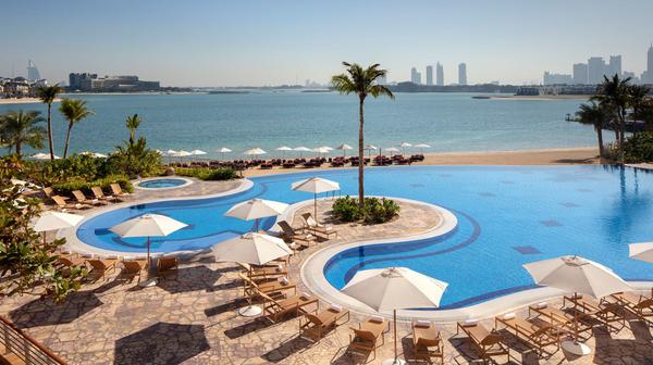 Five-Star Designer Escape on Dubai’s Palm Jumeirah with Daily Breakfast & Lunch or Dinner