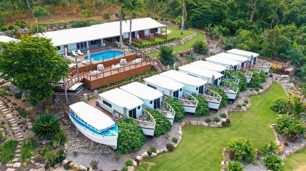 One-of-a-Kind Whitsundays Bungalow Escape with Daily Breakfast & A$100 Dining Credit