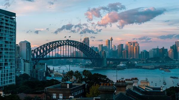 Sydney Stylish Harbour-View Escape with Room Upgrade & Daily Breakfast