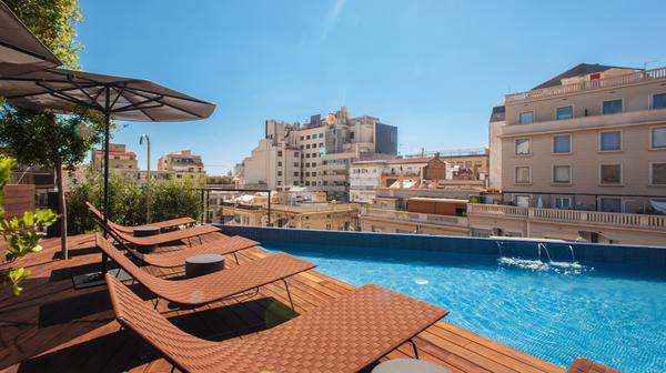 The Best is Back: Five-Star Escape in the Heart of Barcelona with Rooftop Pool, Gourmet Dinner & Daily Breakfast