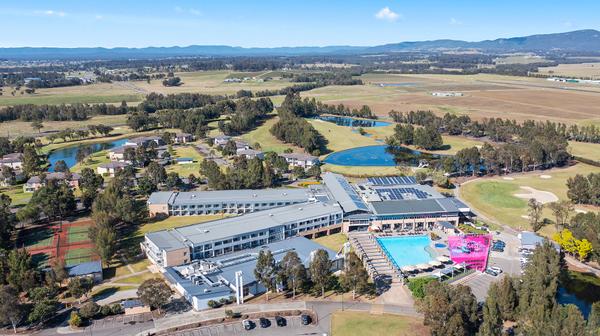 Hunter Valley Boutique Estate with Championship Golf Course & Onsite Sydney Brewery