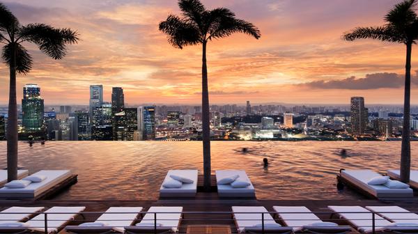 Marina Bay Sands Singapore Glamour with Rooftop Infinity Pool