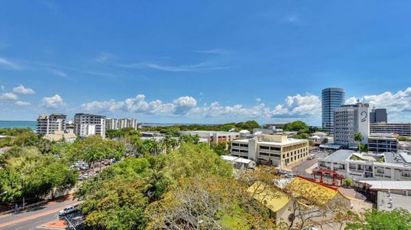 Darwin Spacious Self-Contained Apartments Minutes from Waterfront Precinct