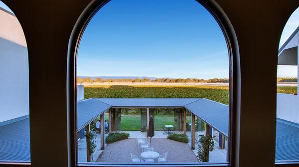 Romantic Lancemore Wine-Lovers' Escape in the Heart of the King Valley