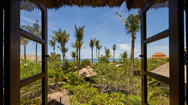 Five-Star Boutique Art-Inspired Canggu Escape