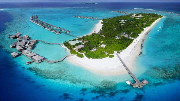 Maldives Five-Star Private Island Luxury with Onsite Gourmet Dining & Vibrant House Reef
