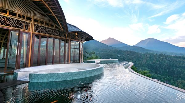 Grand Opening: Serene Bali Private Hilltop Villas with Daily Breakfast & Cocktails