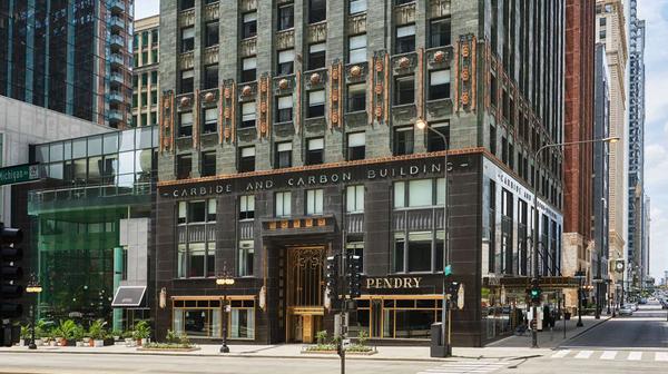 Luxe Chicago Heritage Escape within Downtown Chicago's Loop