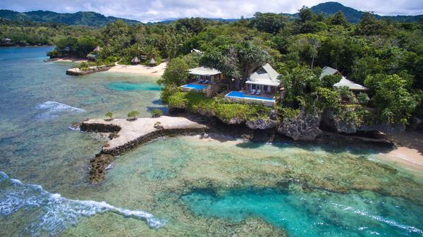 Award-Winning Fiji Savasi Island Luxury with All-Inclusive Dining