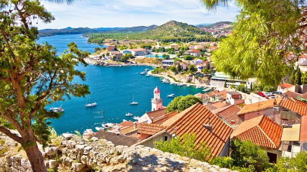 Croatia 2022 8-Day Luxury Small-Group Tour from Zagreb to Dubrovnik with Hvar Island, UNESCO Sites & Montenegro Extension