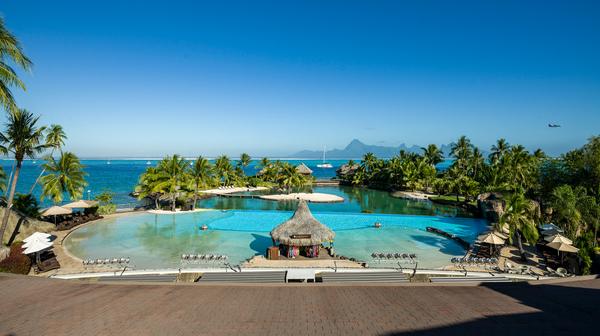 Tahiti Oceanfront Paradise overlooking Moorea Island's Volcanic Peaks