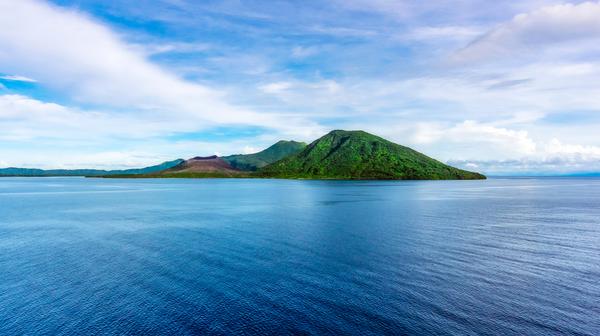 Papua New Guinea 2023: 10-Night P&O Pacific Encounter Cruise with All-Inclusive Onboard Dining, Entertainment & Pre-Cruise Brisbane Stay