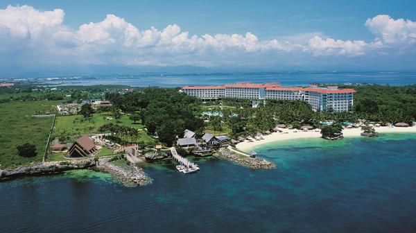 Philippines Shangri-La Coastal Oasis near Cebu on Mactan Island