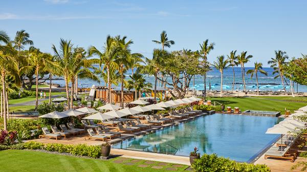 Hawaii Ultra-Luxe Big Island Oceanfront Haven with Daily US$200 Resort Credit