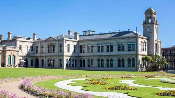 Award-Winning Lancemore Werribee Mansion Escape only 45 Minutes from Melbourne