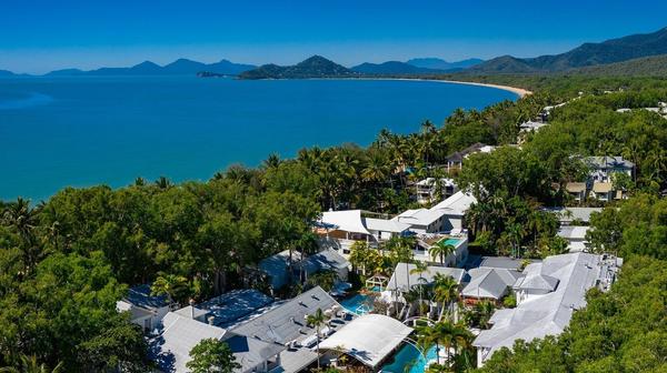 Adults-Only Palm Cove Boutique Retreat with Daily Breakfast, Nightly Drinks & A$300 Dining Credit