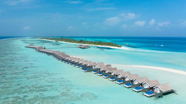 Top-Rated Five-Star Maldives Paradise with Two Infinity Pools & Eight Restaurants