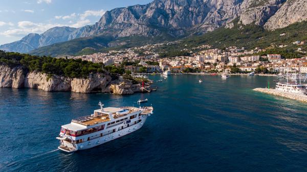 Croatia: 7-Night Small-Ship Cruise from Split to Dubrovnik with Guided City Tours, Gourmet Dining & Blue Cave Experience