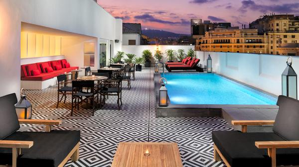 Barcelona City Break Overlooking Plaça de Catalunya with Rooftop Terrace & Swimming Pool