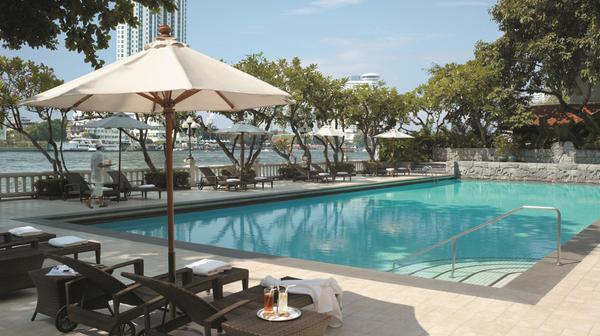 Award-Winning Shangri-La Bangkok Riverside Luxury