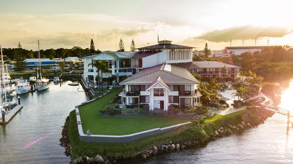 Tranquil Port Macquarie Waterfront Escape