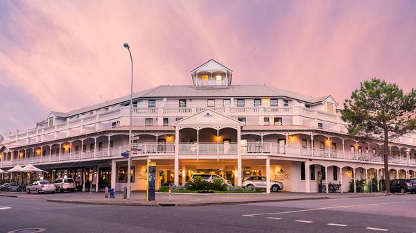 Best-Selling Heritage Fremantle Escape with Daily Breakfast, Daily Tasting Plate & Nightly Drinks