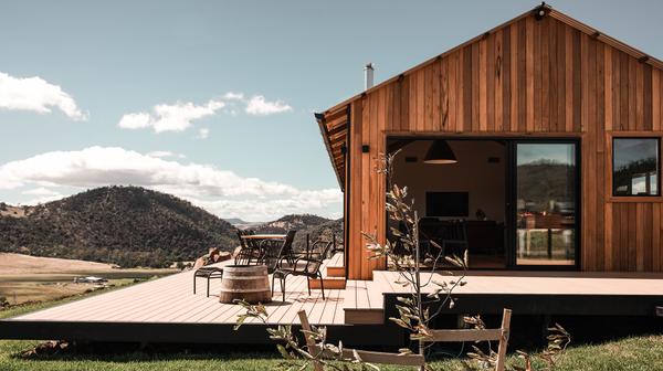 Tasmania Vineyard Cabin Retreat just 40 Minutes from Hobart with Welcome Wine & Distillery Tasting