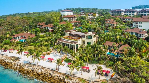 Five-Star Sun-Kissed Bangkok Oasis in the Heart of Pattaya 