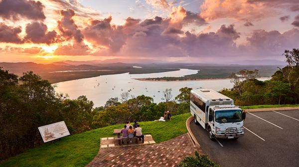 Tropical North Queensland 2022: 3-Day Small-Group Tour from Cairns to Cooktown with Daintree River Cruise & Bloomfield Track