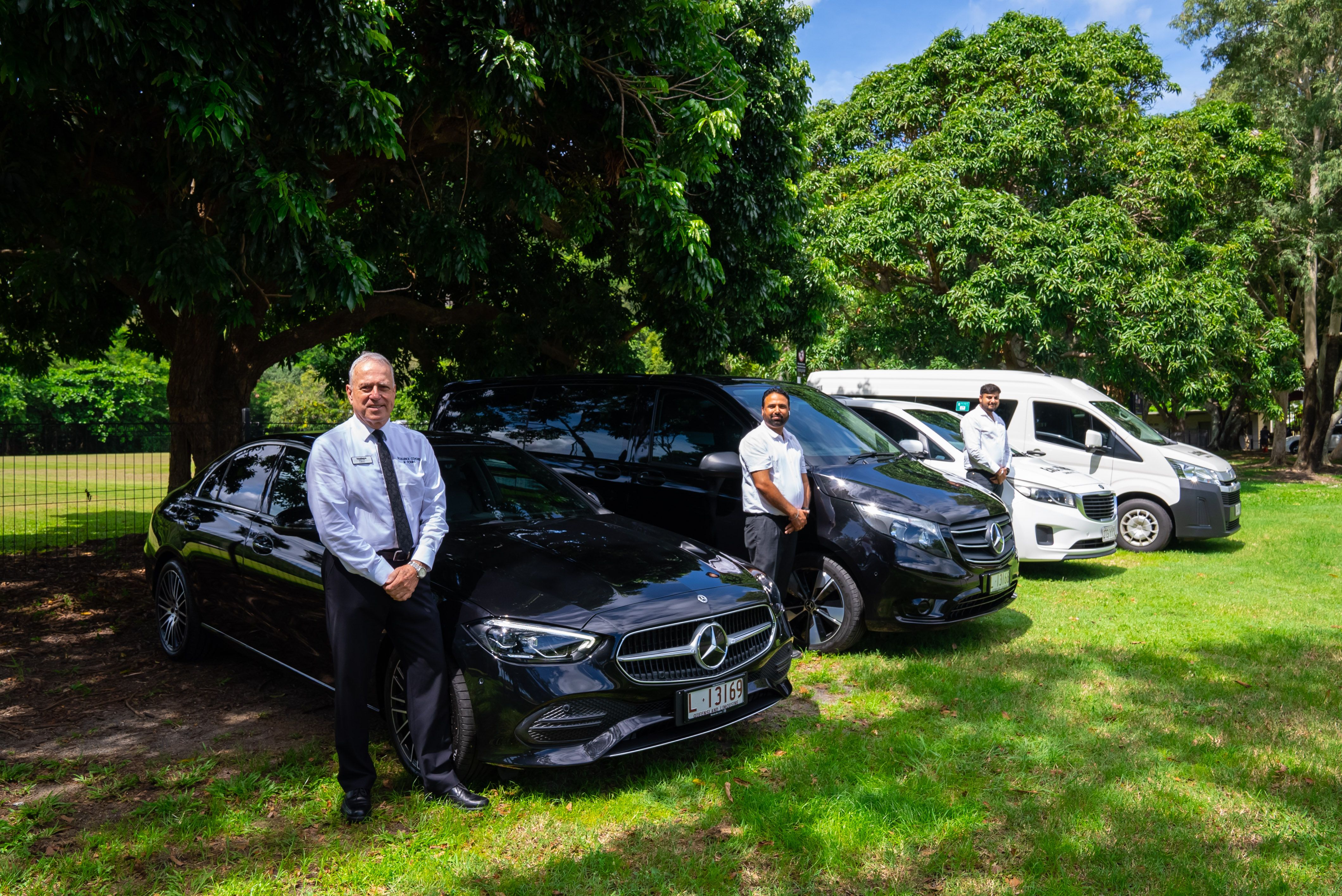 Cairns Airport Transfers to Cairns, Palm Cove or Port Douglas 1