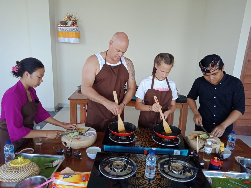 Private Cooking Class in Sukawati by Ceraki Bali Cooking Class