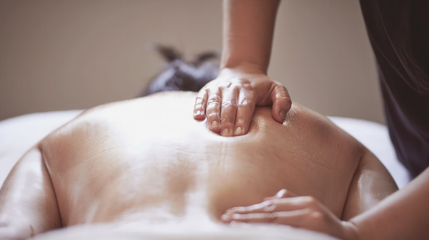50-Minute Relaxation Massage at Elysia Wellness Retreat