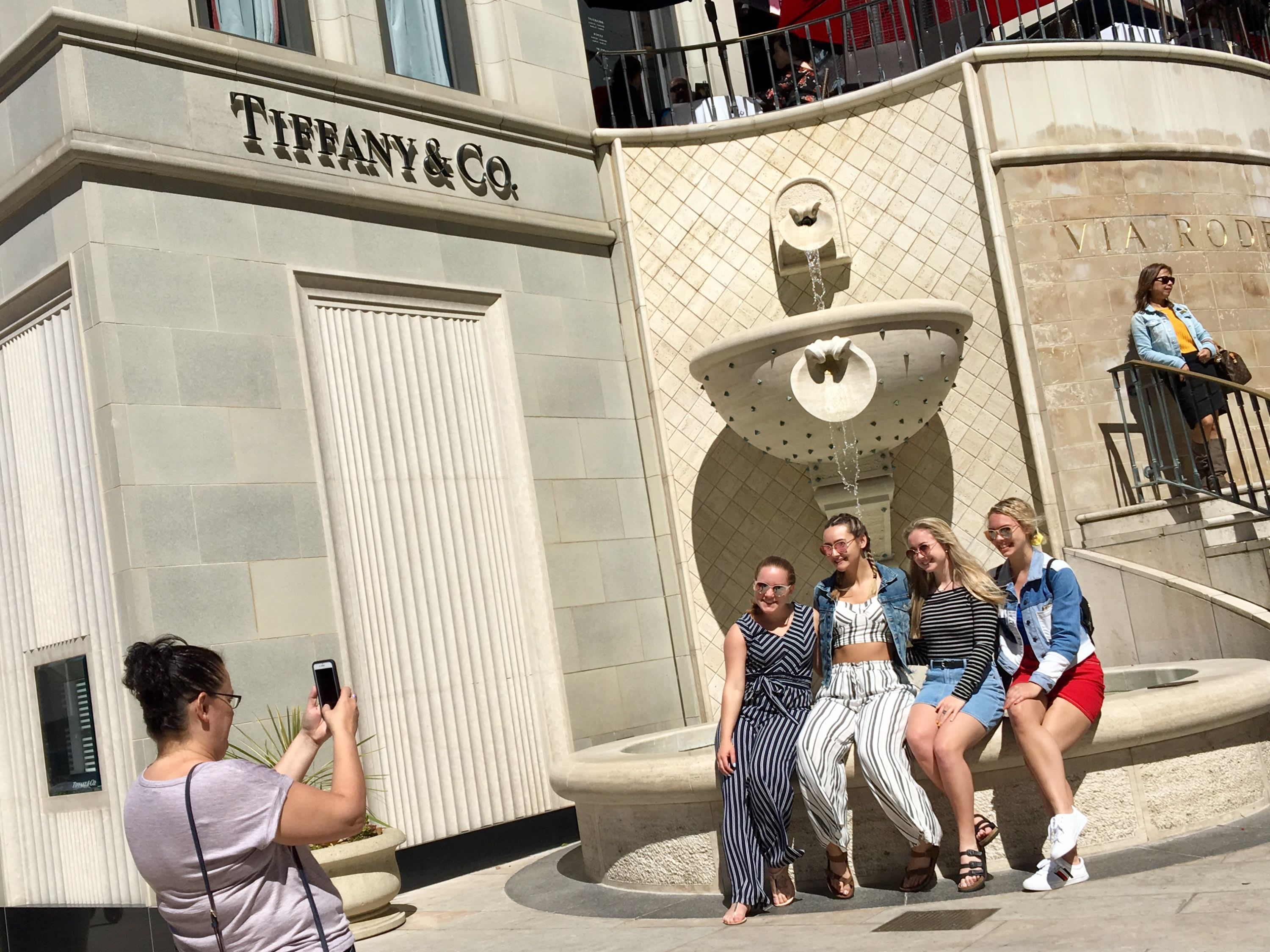 LA City and Beaches Iconic Day Tour with Optional Transfers 8