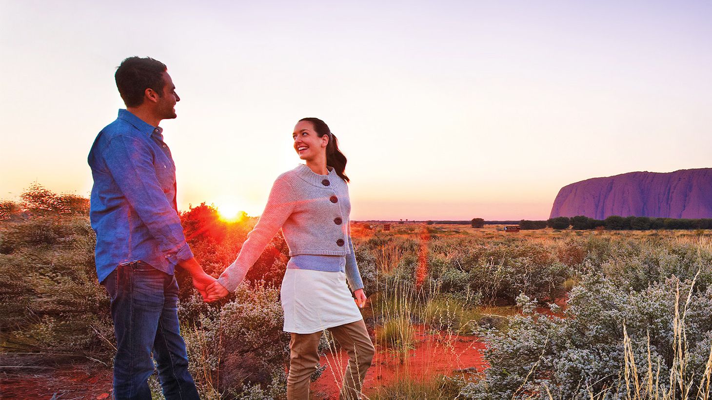 Half-Day Uluru-Kata Tjuta National Park Sunset Tour with Sparkling Wine & Transfers
