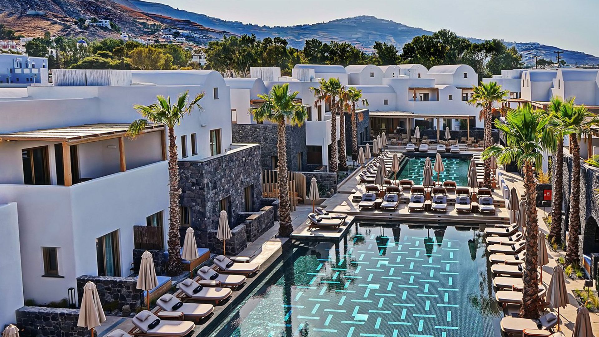 Romantic Santorini Retreat with Daily Breakfast, Nightly Dinner & Beach Access