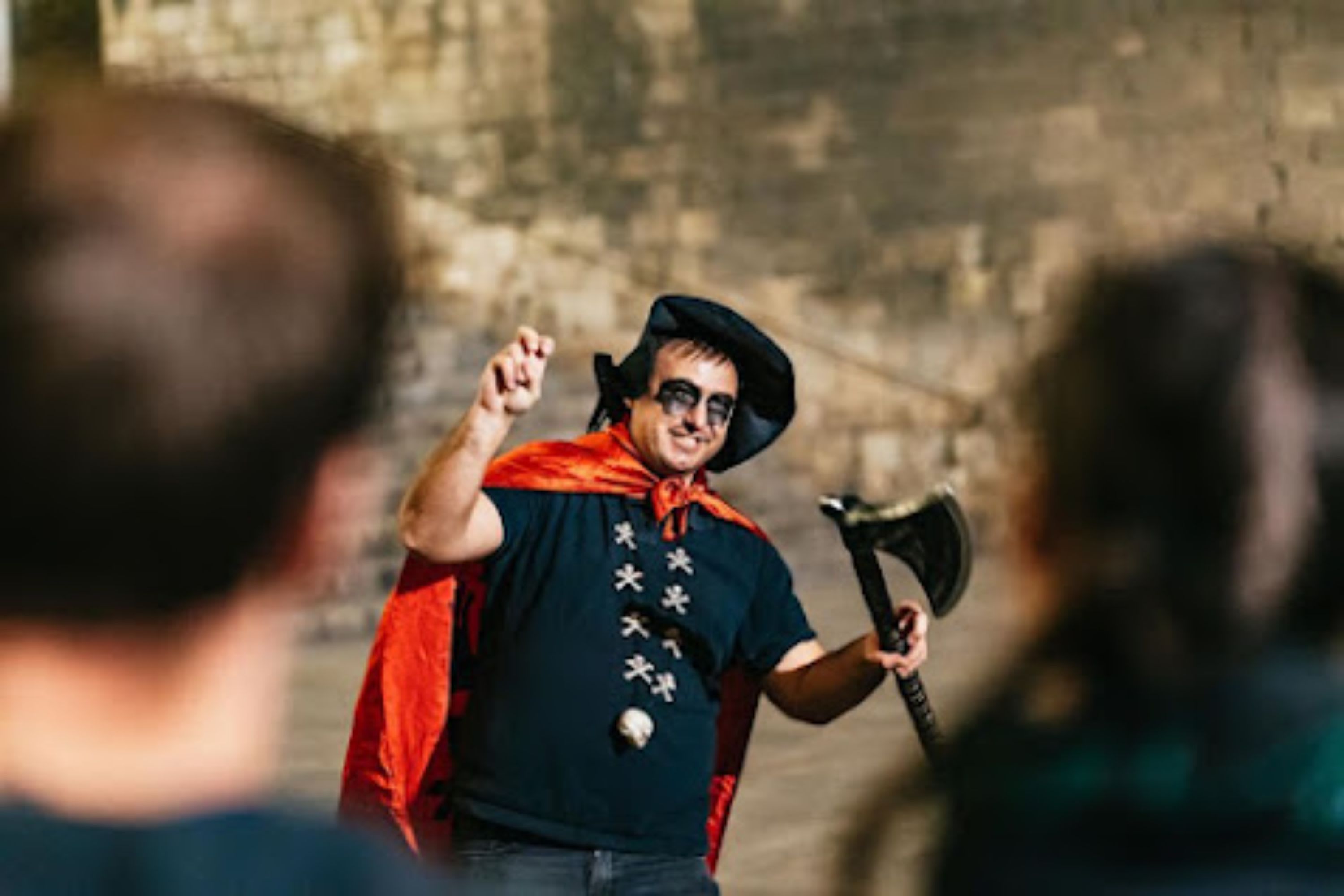Ghosts and legends walking tour in Barcelona