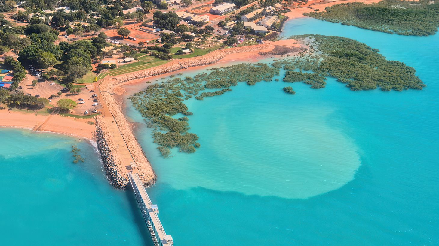 Discover Colourful Broome Peninsula on a Scenic 30-Minute Helicopter Flight