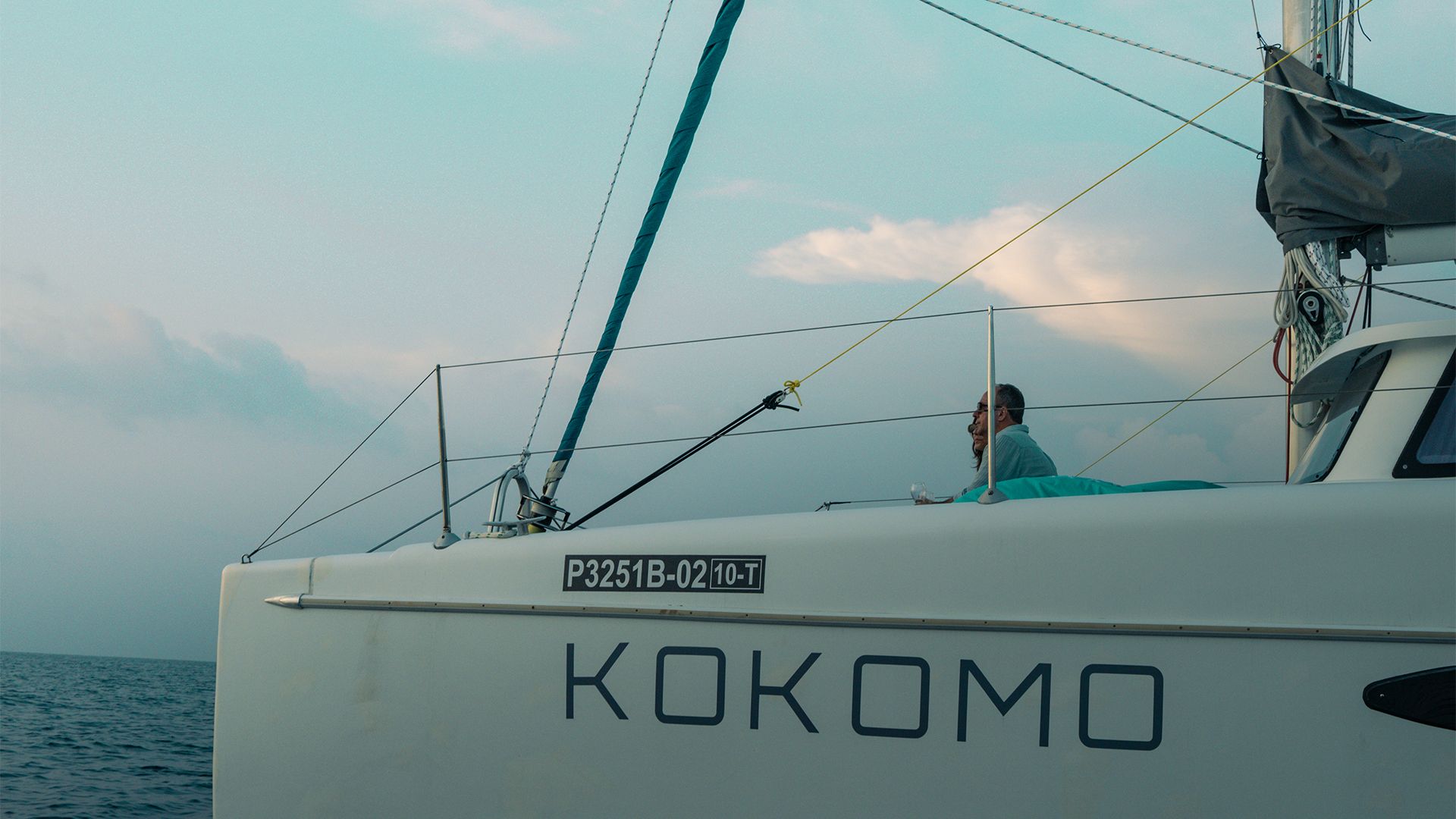 Two-Hour Luxury Catamaran Cruise with Desert Island Exploration from Ifuru Island in the Maldives  3