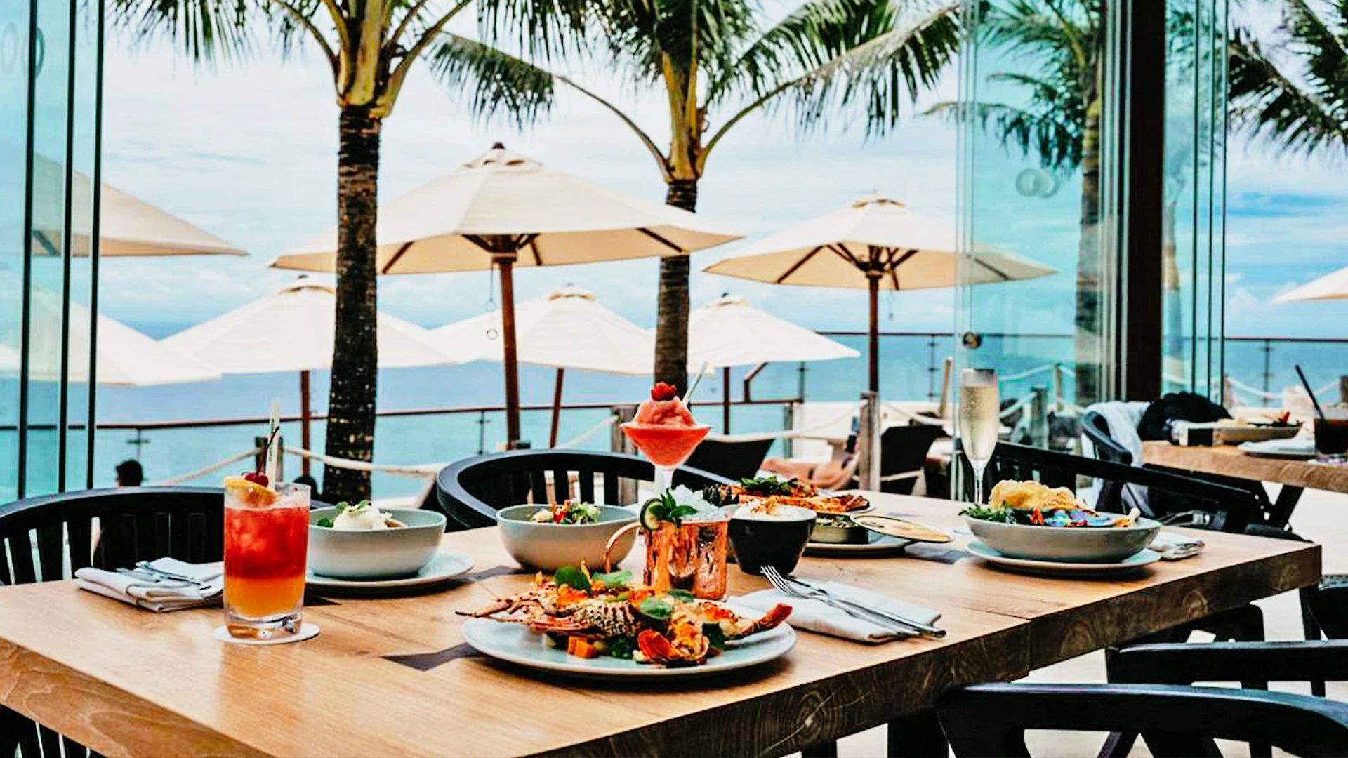 Live Leisurely with a Pass to Five-Star Resort The Edge & OneEighty Day Club in Bali  3