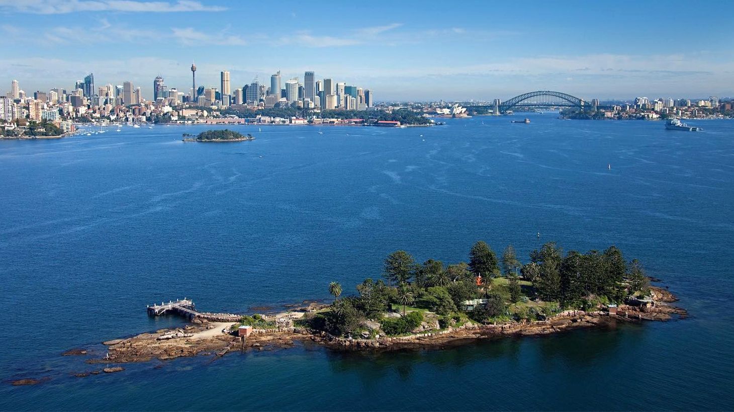 Morning or Afternoon 1.5-Hour Sydney Harbour Sightseeing Cruise 3