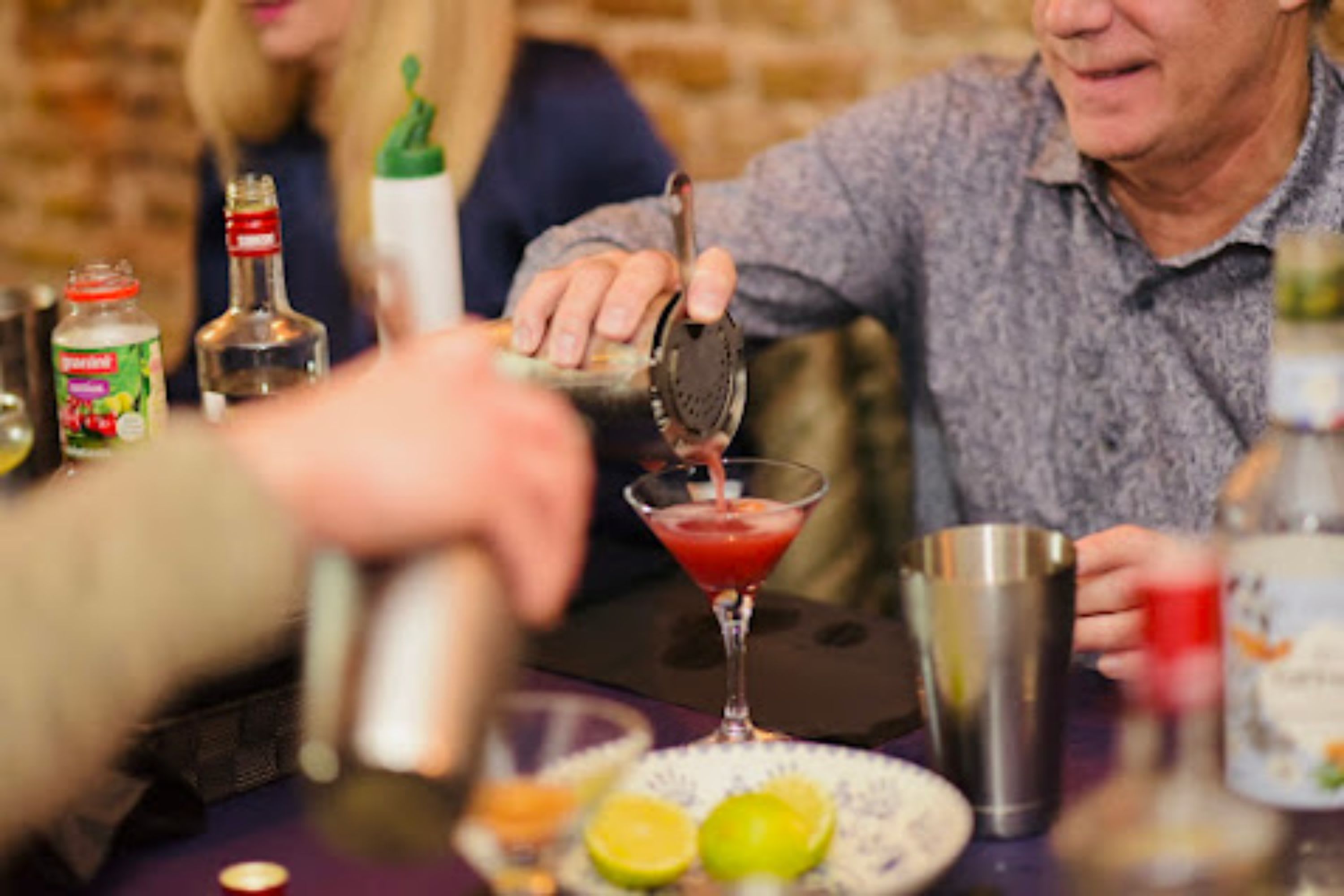 Cocktail masterclass with tapas experience in Barcelona