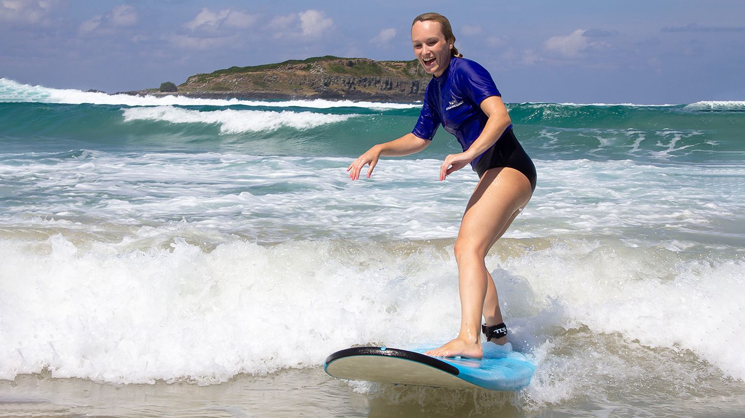 luxuryescapes.com | Gold Coast: Beginners' Surf Group Lesson Packages in Palm Beach