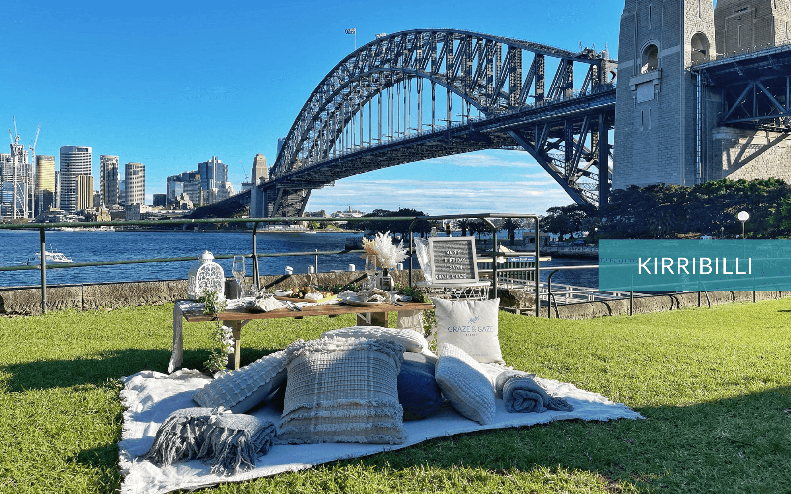 Sydney: Two-Hour Luxury Private Picnic Experience with Harbour Views, Grazing Board & Bottle of Alcohol-Free Wine