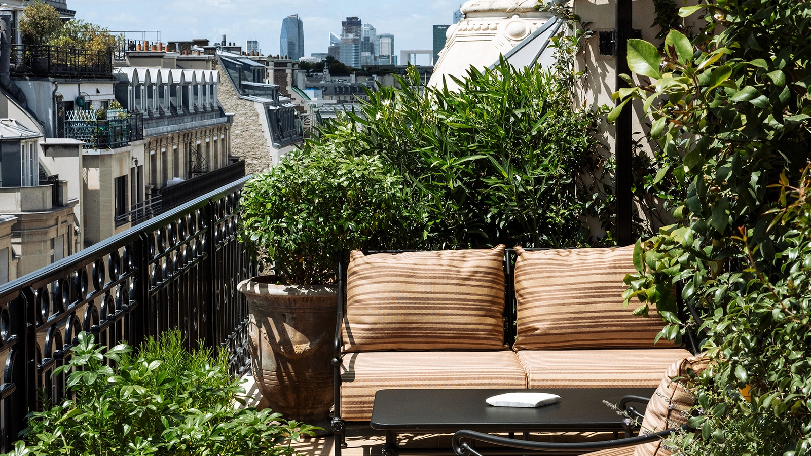 호텔 발자크 샹젤리제 파리 2박 숙박권 Hotel Balzac Paris