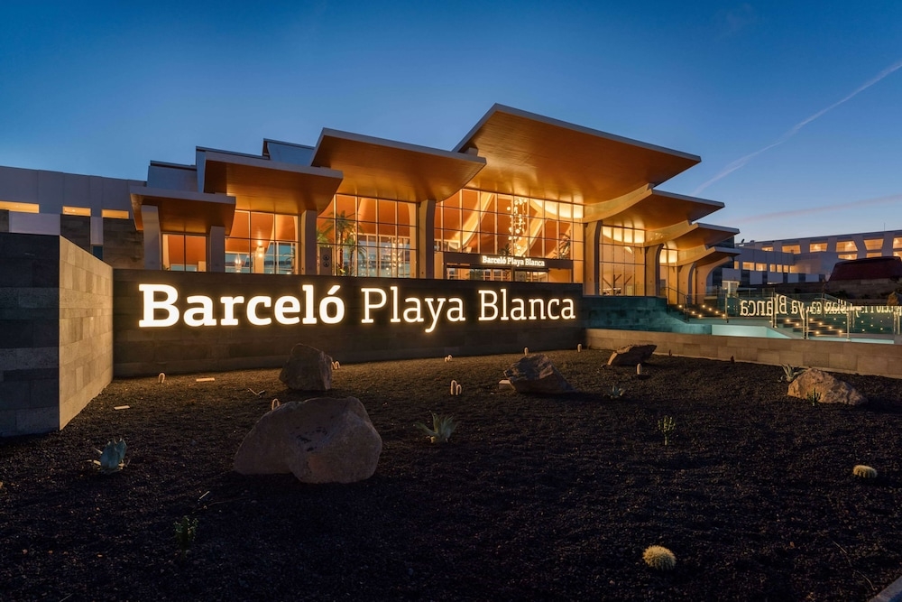 Barceló Playa Blanca Royal Level - Adults Only, Yaiza - Luxury Escapes Us