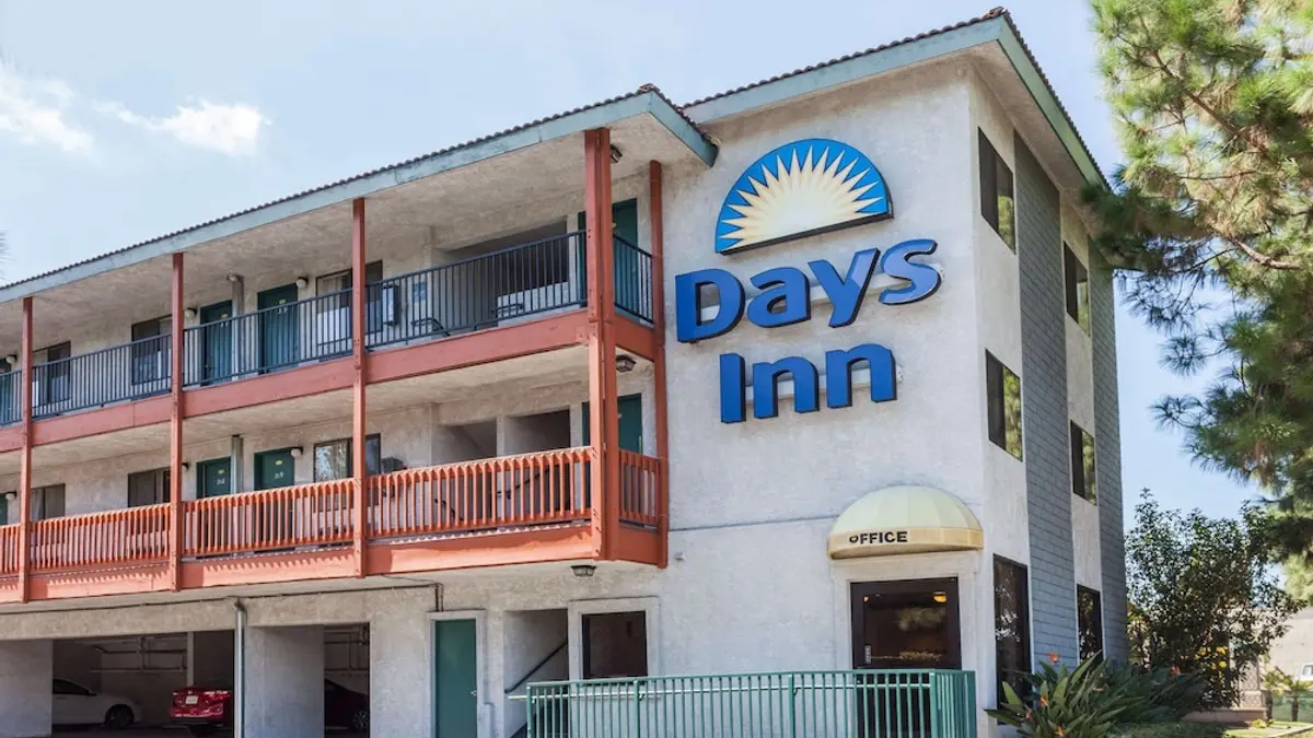 Days Inn by Wyndham Anaheim West, Anaheim, United States