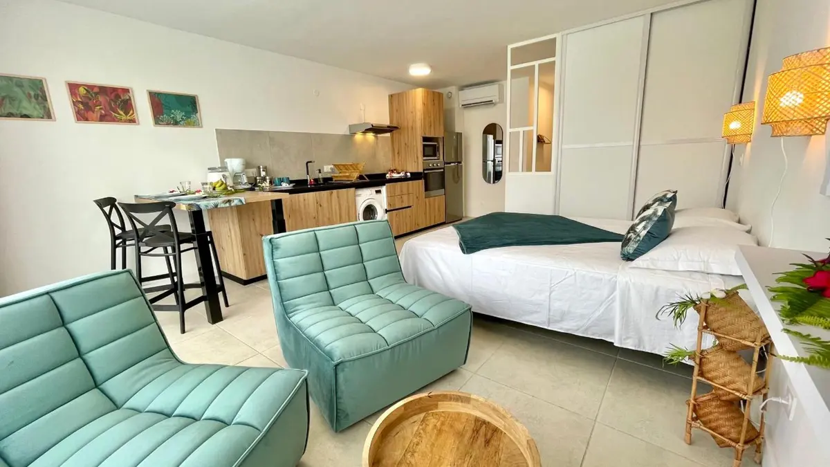 Studio Hanalei City tout neuf au centre de Papeete – Wi-Fi – Netflix – climatisation, Tahiti, French Polynesia