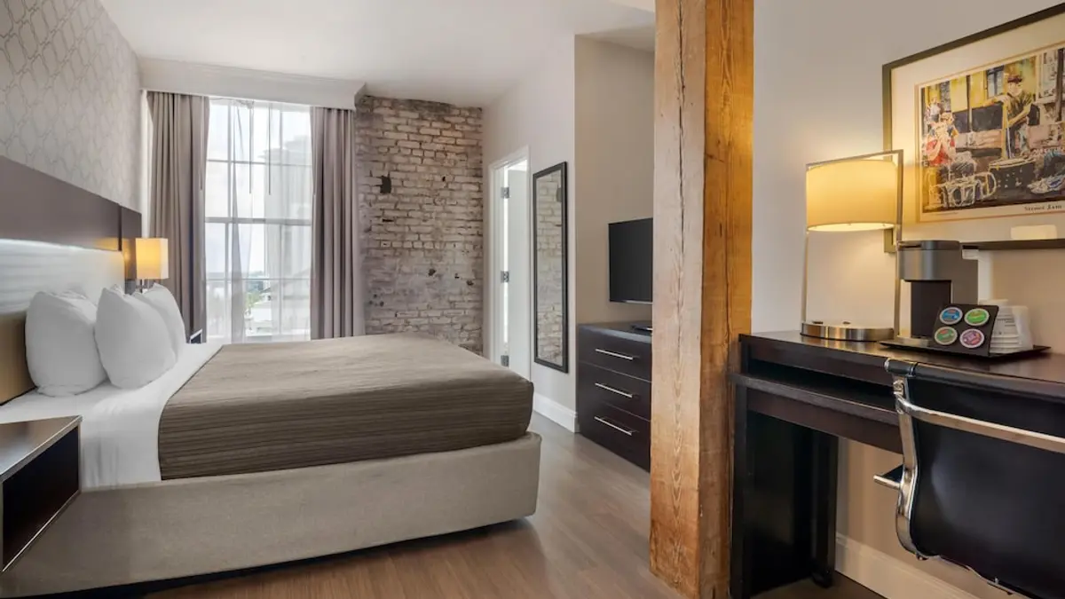 Best Western Plus St. Christopher Hotel, New Orleans, United States