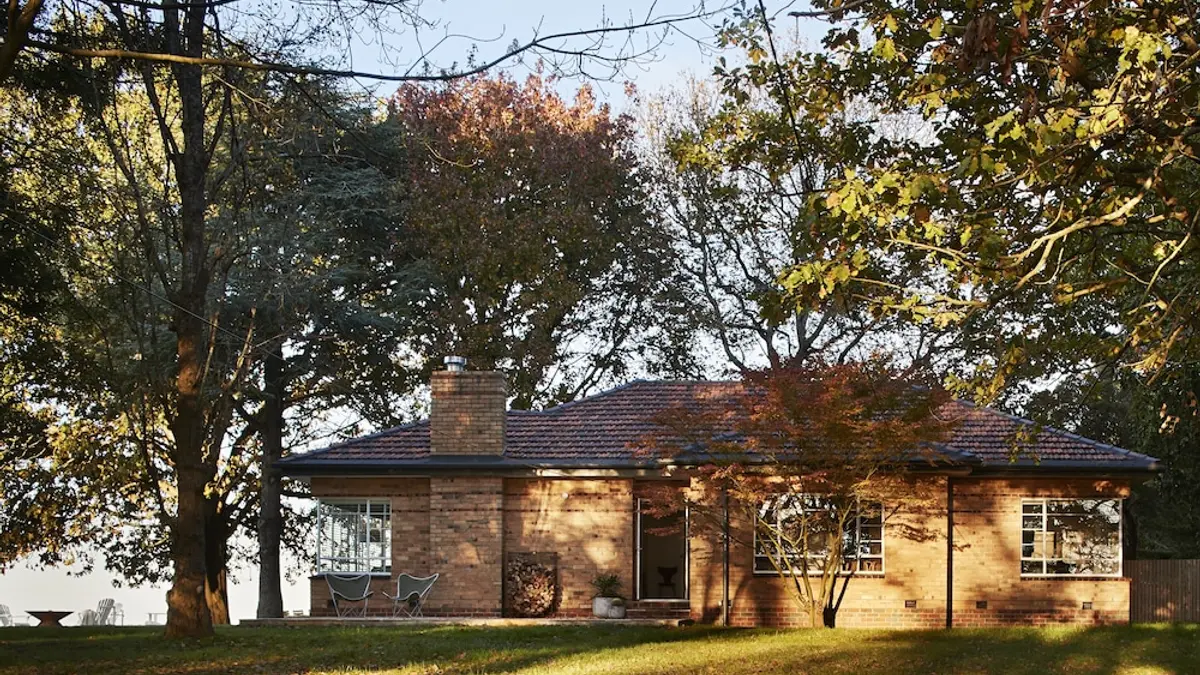 Polperro Farmhouse, Red Hill, Australia